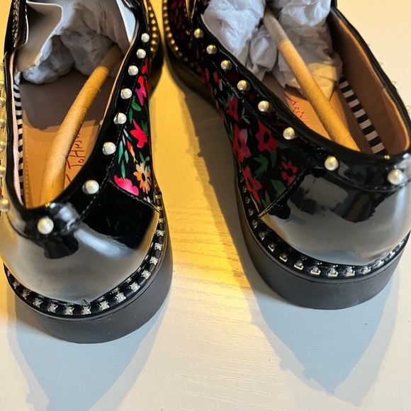 Betsy Johnson Women's Darian Pearl-Embellished Tailored Lug-Sole Loafers - Picture 2 of 3